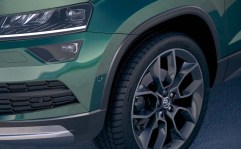 Накладки колесных арок 57U809973 Skoda Karoq